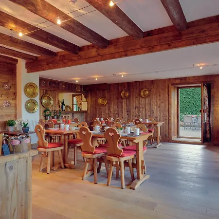 La Ferme Du Golf Hotel